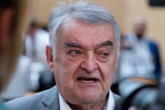 was hat reul am auge