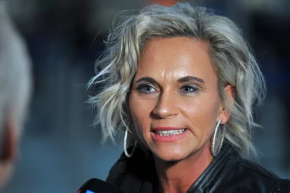 annika kärsten-hoenig herkunft