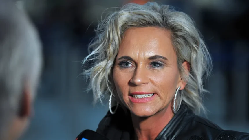 annika kärsten-hoenig herkunft