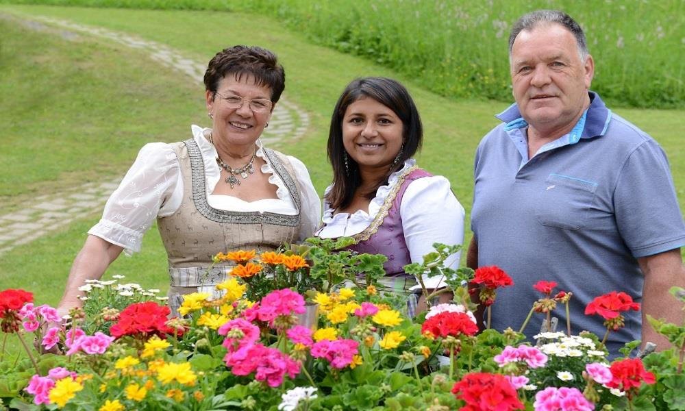 mit wem ist belsy verheiratet