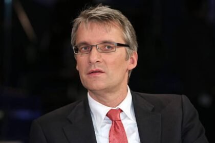 elmar theveßen prothese